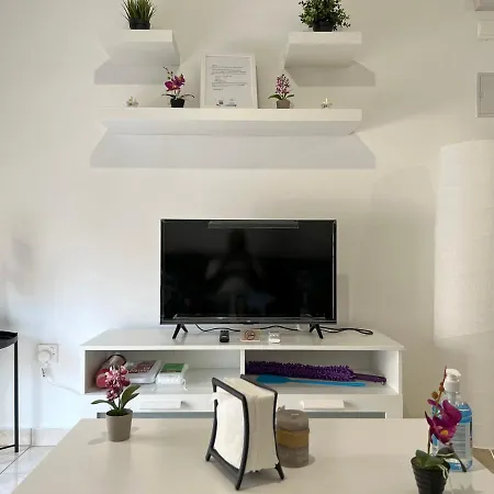 Apartament Albert's Marina 15 *